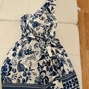 SHEIN blue and white floral one side dresses - XS